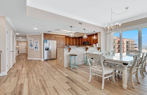 Orange Beach Condo | LAZY RIVER! BEACHFRONT! 4BR Beauty! Parking Level!