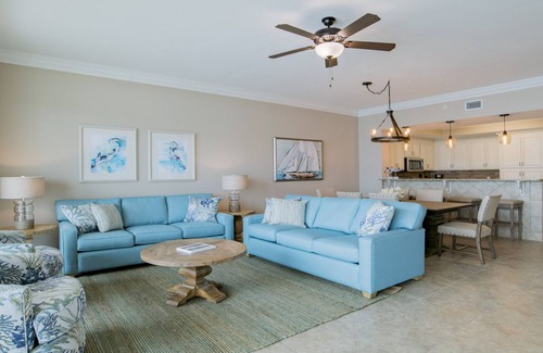 Orange Beach Condo | LAZY RIVER! BEACHFRONT! 3BR Beauty! Parking Level!