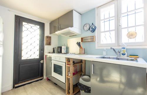 Mouans-Sartoux House | LB Vacation Rentals I Charming Little Bucolic House 5-Min From City