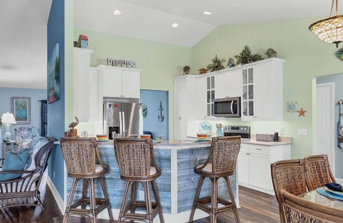South Gulf Cove House | LDC15736 Summary: Bra