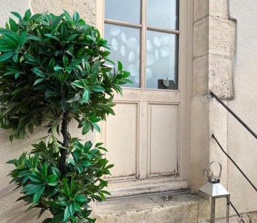Dole Apartment | Le 104 Feuvrier