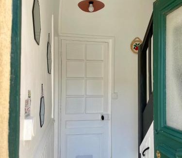 Fecamp Bed & Breakfast | LE 111
