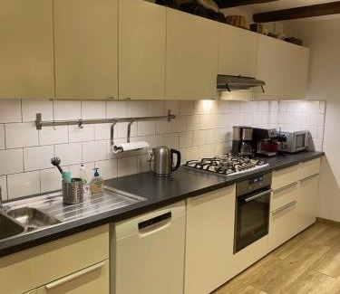 Horbourg-Wihr Apartment | Le 128, duplex alsacien 10 personnes, piscine