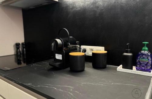 Outremeuse Apartment | Le 180 escapade face à la Meuse