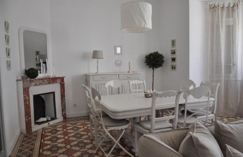 Saint-Jean Apartment | Le 27