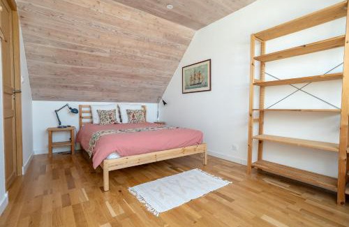 Plouray Apartment | Le 50 Bis - Proche plage