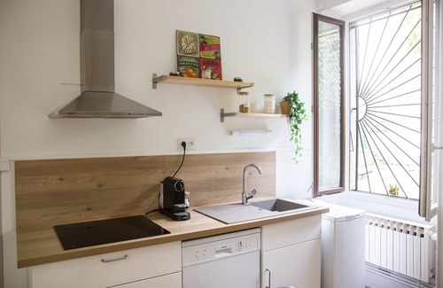 Quartier Chorier-Berriat Apartment | Le 62 🌟spacious T2🌟 JARDIN🌴 parking & streetcar 💕