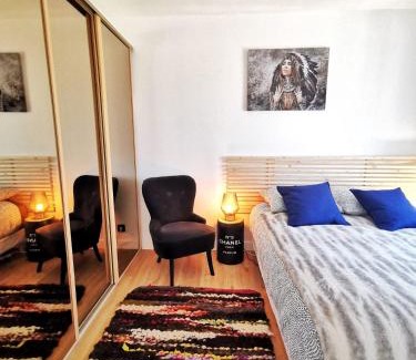 Noisy-le-Grand Apartment | Le 79 Reflet de la Marne
