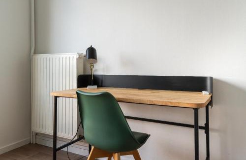 La Fayette-Eble Apartment | Le 8ème art - Free Parking, Fast WiFi, Calm - Top Angers, Families & Groupes