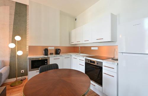 Arras Apartment | Le Art Déco