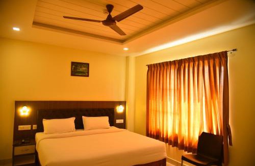 Karaikal Hotel | Le Arul Park