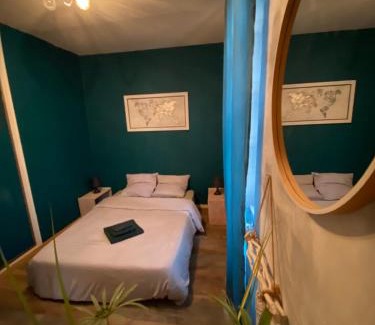 Nevers Apartment | - Le backpacker - logement atypique et spacieux en résidence avec ascenseur