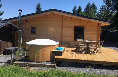 Chanly Ski Chalet | Le bain de la lesse