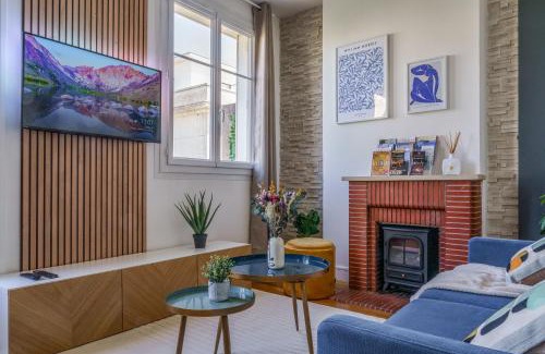 Tours City Centre Apartment | Le Balcon des Arts - PrestiPlace Collection