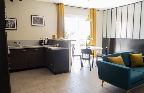 Davaye Apartment | Le Balcon des Deux Roches
