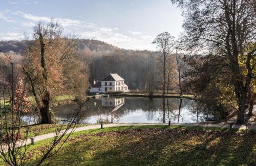 Bonnelles Hotel | Le Barn