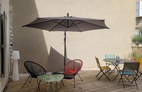 Castres Apartment | Le Baron terrasse et parking cœur de Castres