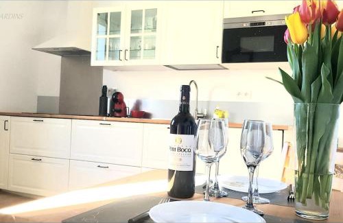 Port-Mort Apartment | Le Barrage
