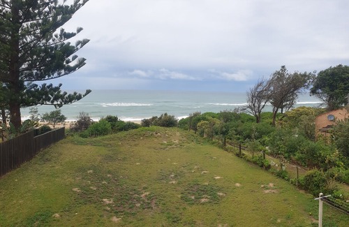 North Coast House | Le Beach Shack in Old Bar