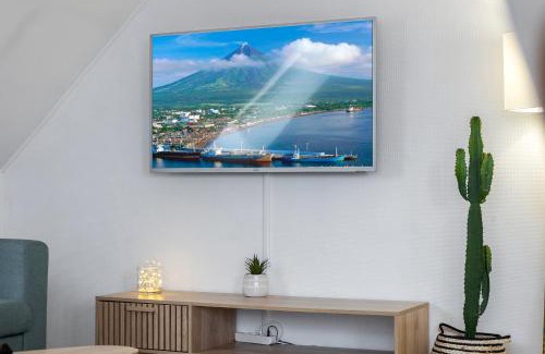 Maladiere Apartment | Le Beau Marchais - Proche centre & Spacieux