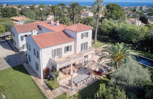 Antibes Villa | LE BEAUVERT Belle Epoque luxury villa of 500 m2 with pool