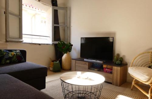 Couronne Urbaine Apartment | LE BEDARRIDE