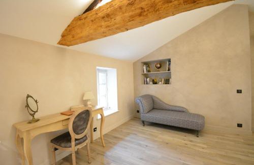 Saint-Jean-d'Ardieres Bed & Breakfast | LE BEL AIR DE SAINT JEAN