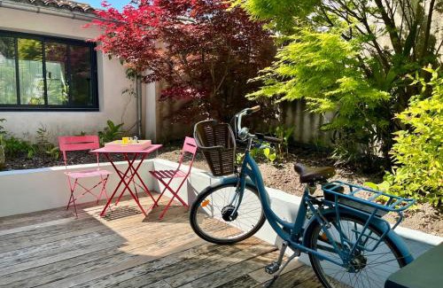 Saint-Martin-de-Re House | Le Belem - Room in the heart of St Martin de Ré