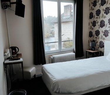 Peyrat-le-Chateau Hotel | Le Bellerive