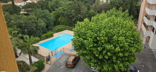 Saint-Raphael Apartment | LE BELLEVUE - APPARTEMENT - FREJUS -T2-Piscine