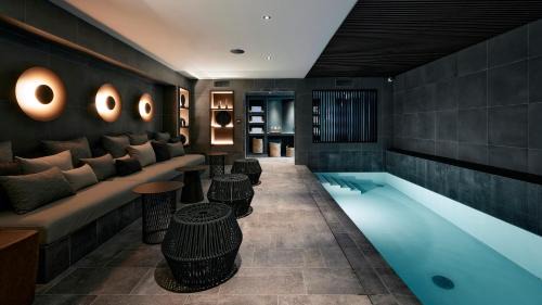 Saint-Lambert Hotel | Le Bellune Paris