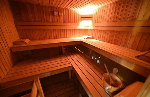 Somme-Leuze House | Le Bercail