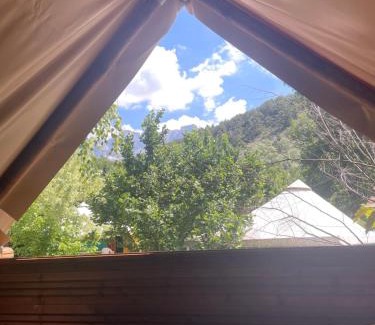Veynes Other | Le bivouac-tente chez Camille