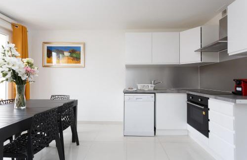 Le Blanc-Mesnil Apartment | Le blanc mesnil 23 Abbé niort A 1er ETG gauche