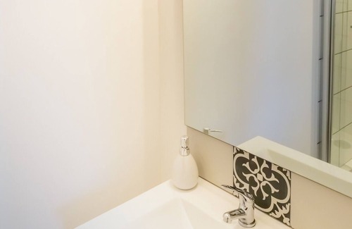 La Roche-sur-Yon Apartment | Le Bleu - charmant studio en centre ville
