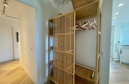 Cannes La Bocca Apartment | Le Bluebay - Luxurious 2 bedrooms seaview swimming pool carpark