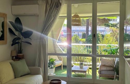 La Petite Motte Apartment | LE BOHÈME - balcon vue jardin - clim - place de parking - wifi - 5min plage