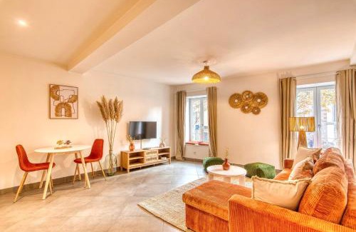 Brignais Apartment | Le Bohème - Climatisé - Superbe T2 centre village