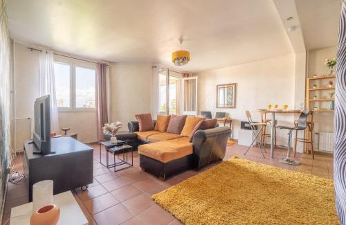 Conflans-Sainte-Honorine Apartment | Le Bohème de Montreuil 13 minutes Paris