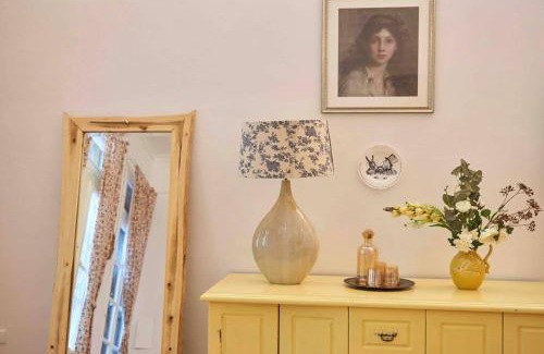 Hang Trong Apartment | Le Bon Apartment - 50m to Cathedral