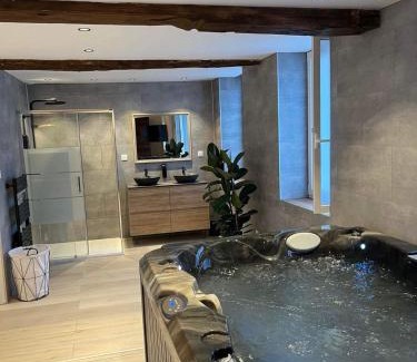 Seclin Apartment | Le Bonhomique