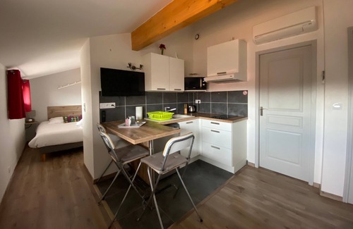 Bonnefoy-Roseraie-Gramont Apartment | Le Bonnafé - Studio climatisé pour 3