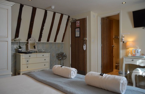 Heybridge Hotel | Le Bouchon Brasserie & Hotel
