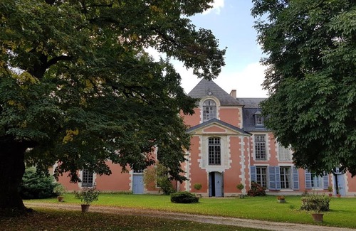 Cosne-Cours-sur-Loire Bed & Breakfast | Le boudoir de Yaya