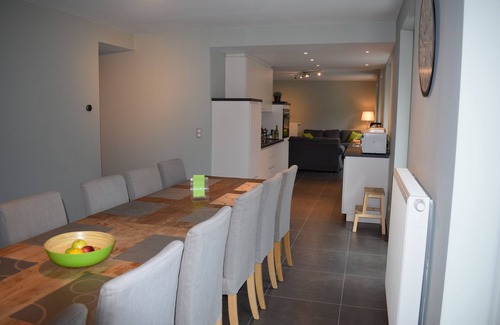 Mont-de-Lans Apartment | Le Bouquetin 1: spacious apartment with a fantastic view of the reservoir