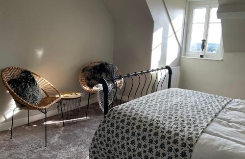 Asnieres-en-Bessin Bed & Breakfast | Le Bourg