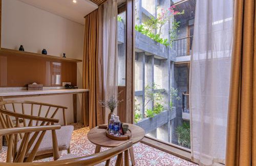 Son Tra Hotel | Le Boutique Danang