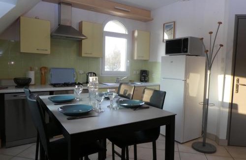 Benouville Apartment | LE BRIDGE