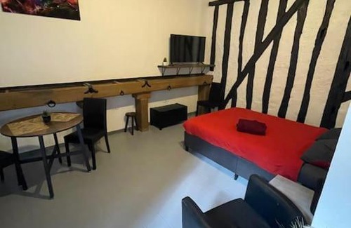 Joigny Apartment | Le Brumby - Internet Netflix draps serviettes café