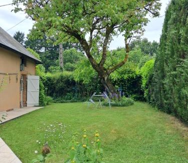 Aubigny-sur-Nere Bed & Breakfast | le buisson de la gariole ,chambre rhétaise